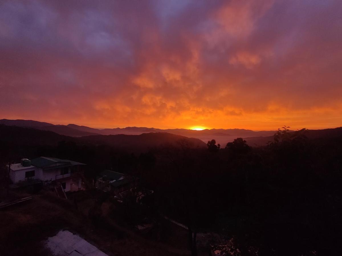 المورا Bhanu Homestay, Kasar Devi المظهر الخارجي الصورة